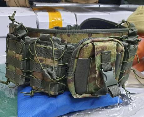 Боевой тактический пояс с подсумками молле фото