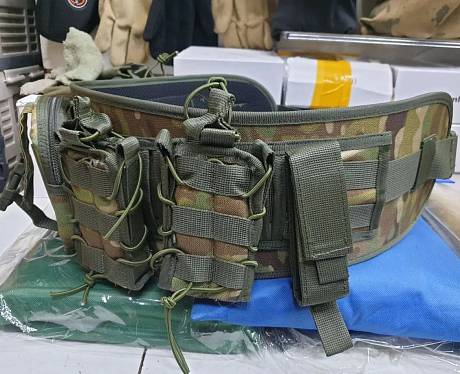 Боевой тактический пояс с подсумками молле фото